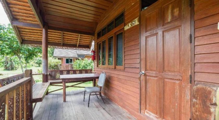Oyo 1143 Phet Luran Thai Resort Kohchang Koh Chang Exterior photo